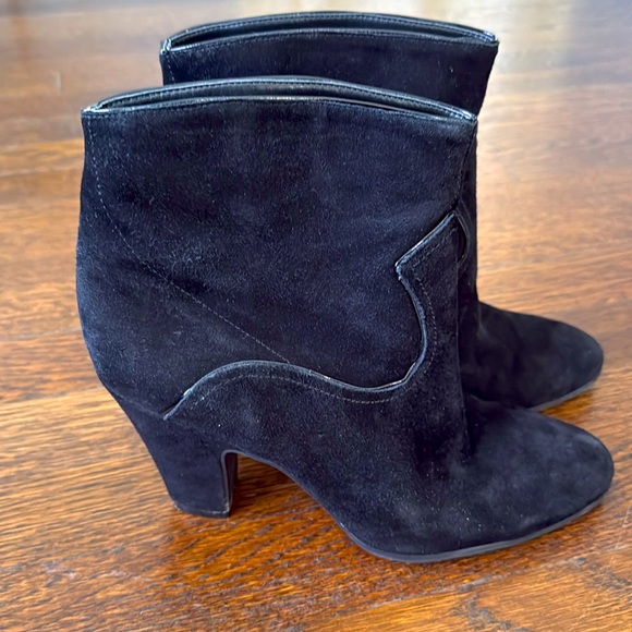 Black Velvet Booties Nine West - Picture 2 of 4